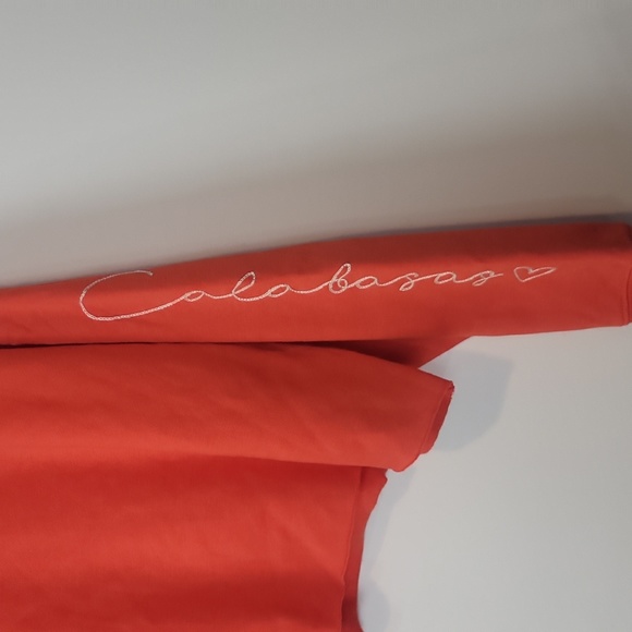 KENDALL & KYLE Orange Emroidered Sleeve Oversized Cropped Fleece Sweatshirt - Picture 4 of 13